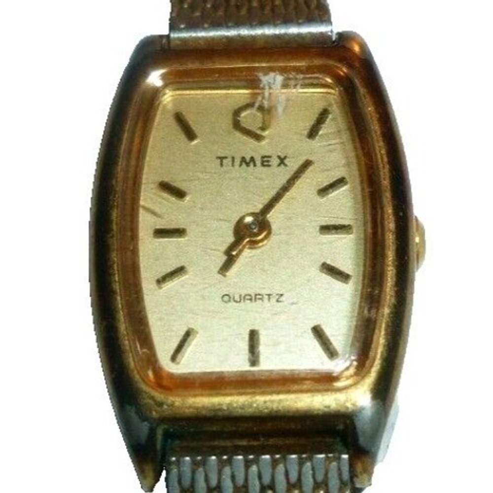 Vintage Timex Q Quartz Womens Watch Gold Tone Tonneau Case Mesh Band Analog